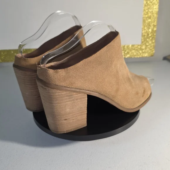 Torrid Tan Block Heel Mules BTI Mules, 9W Open-toe / peep-toe - Picture 9 of 17